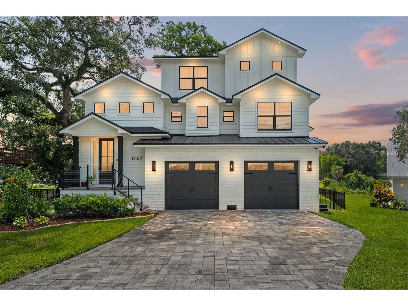 8107 N River Shore Drive Tampa FL 33604 - HILLSBOROUGH RIVER TB8405355 image1