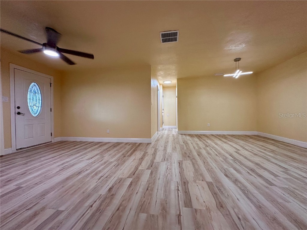 8108 El Portal Drive Tampa FL 33604 TB8439104 image10