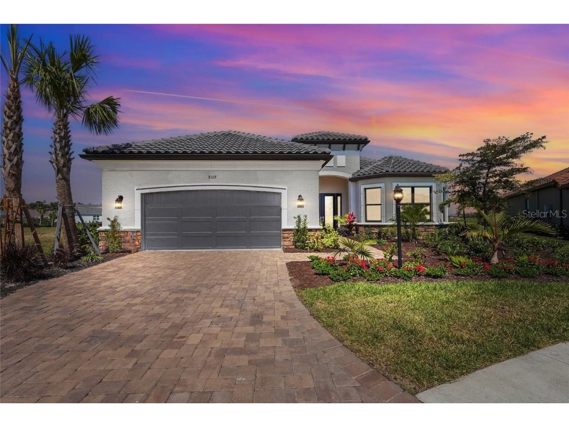 8108 Wild Blue Terrace Sarasota FL 34241 A4643972 image1