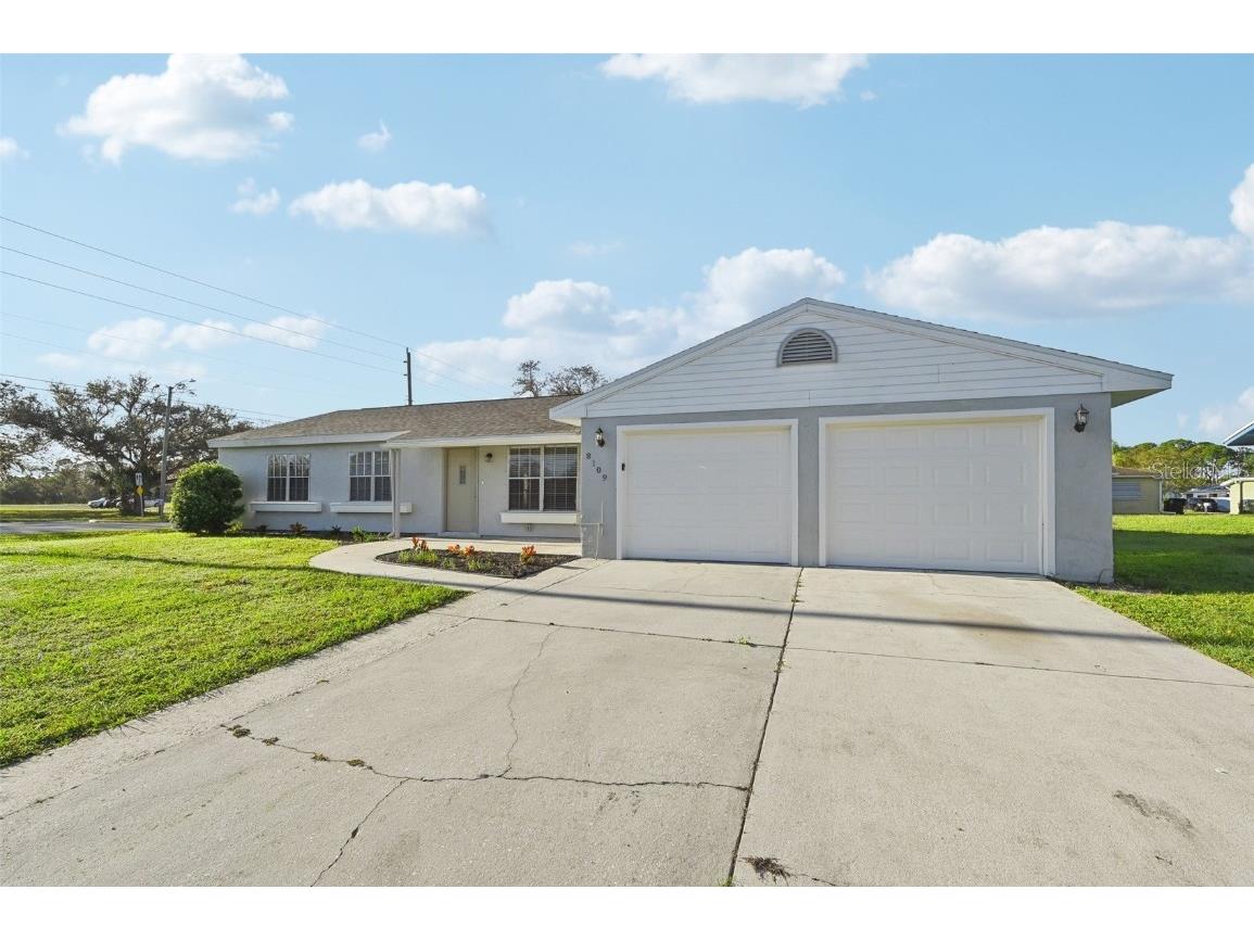 8109 San Jacinto Avenue North Port FL 34287 C7499504 image1