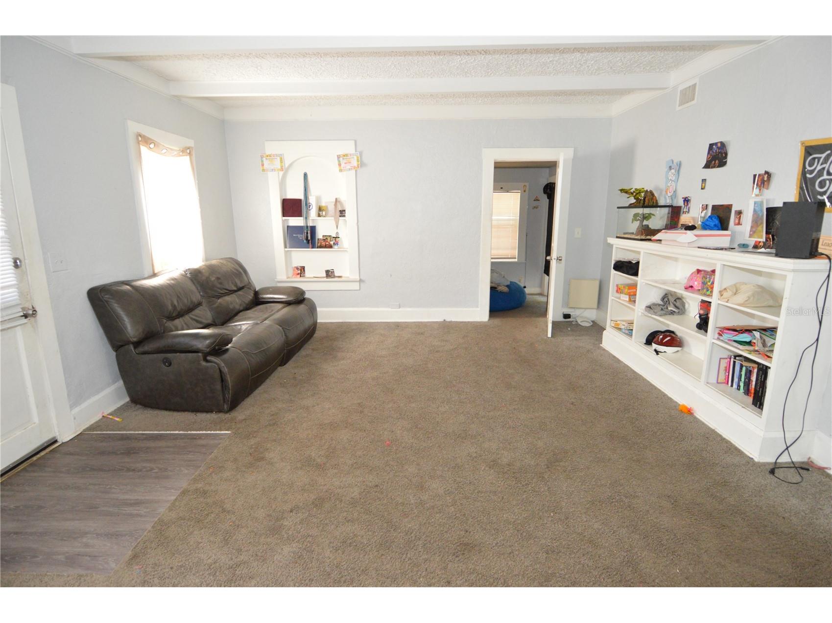 811 18th Avenue S Saint Petersburg FL 33705 TB8493787 image23
