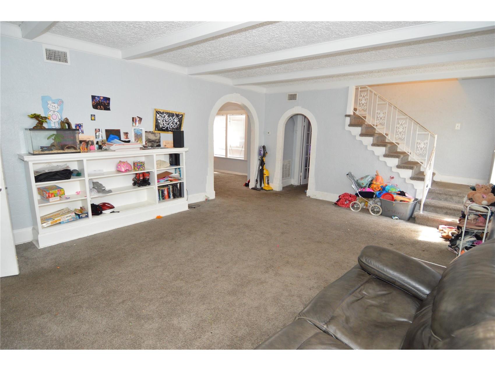 811 18th Avenue S Saint Petersburg FL 33705 TB8493787 image27