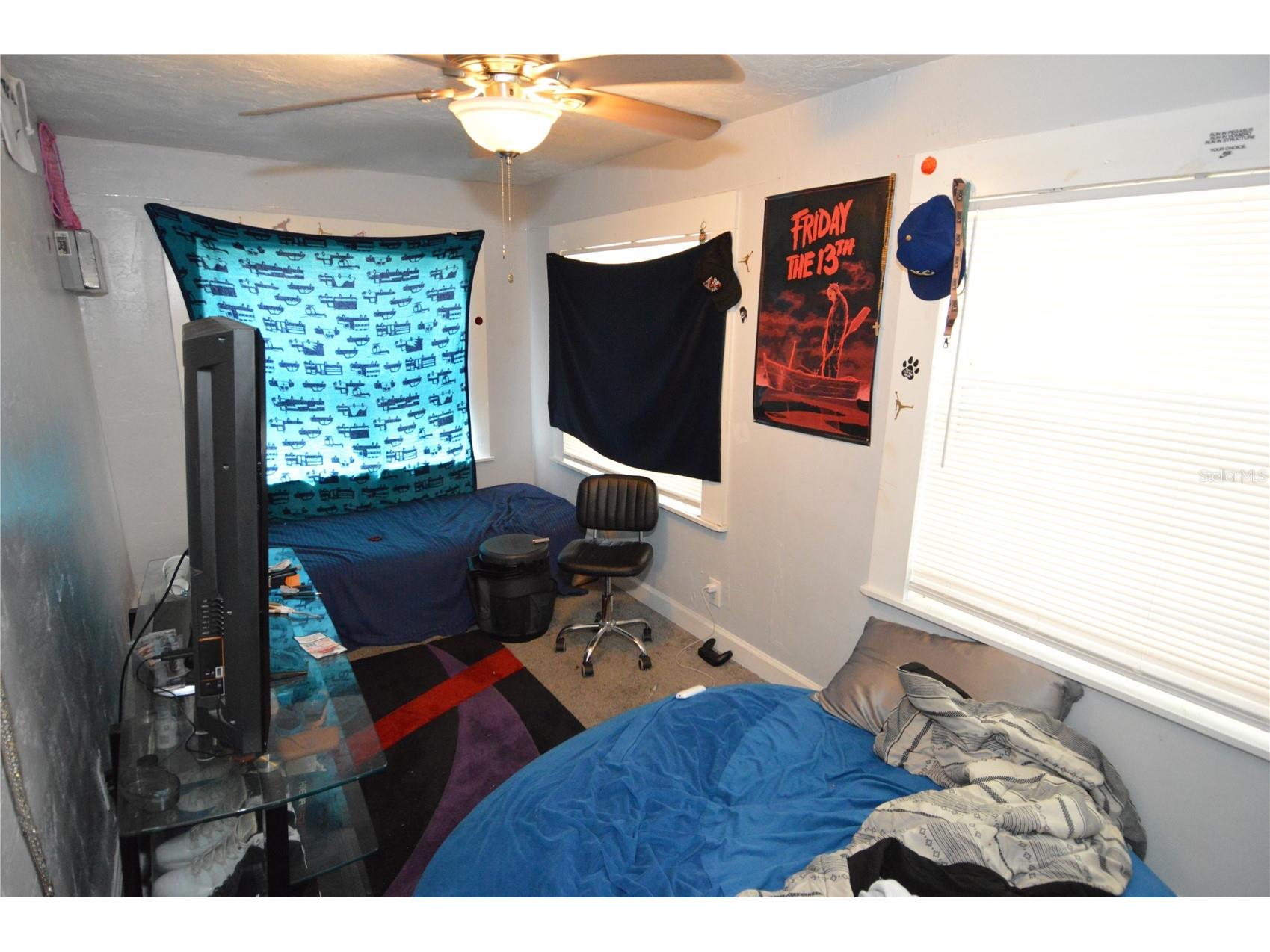 811 18th Avenue S Saint Petersburg FL 33705 TB8493787 image31