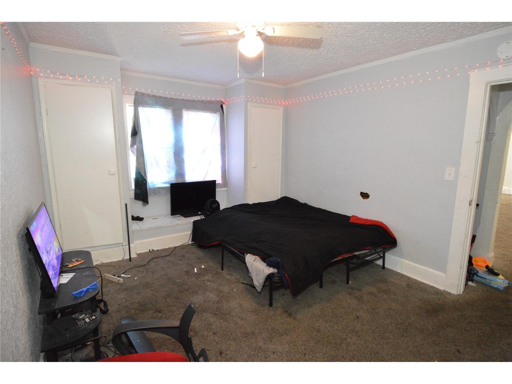 811 18th Avenue S Saint Petersburg FL 33705 TB8493787 image37