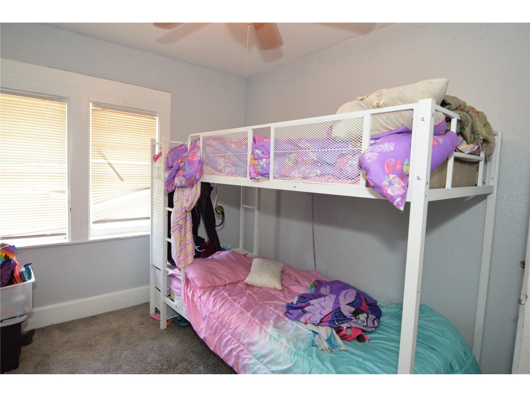 811 18th Avenue S Saint Petersburg FL 33705 TB8493787 image42