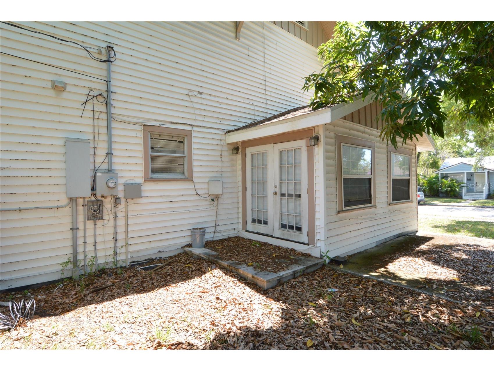811 18th Avenue S Saint Petersburg FL 33705 TB8493787 image73