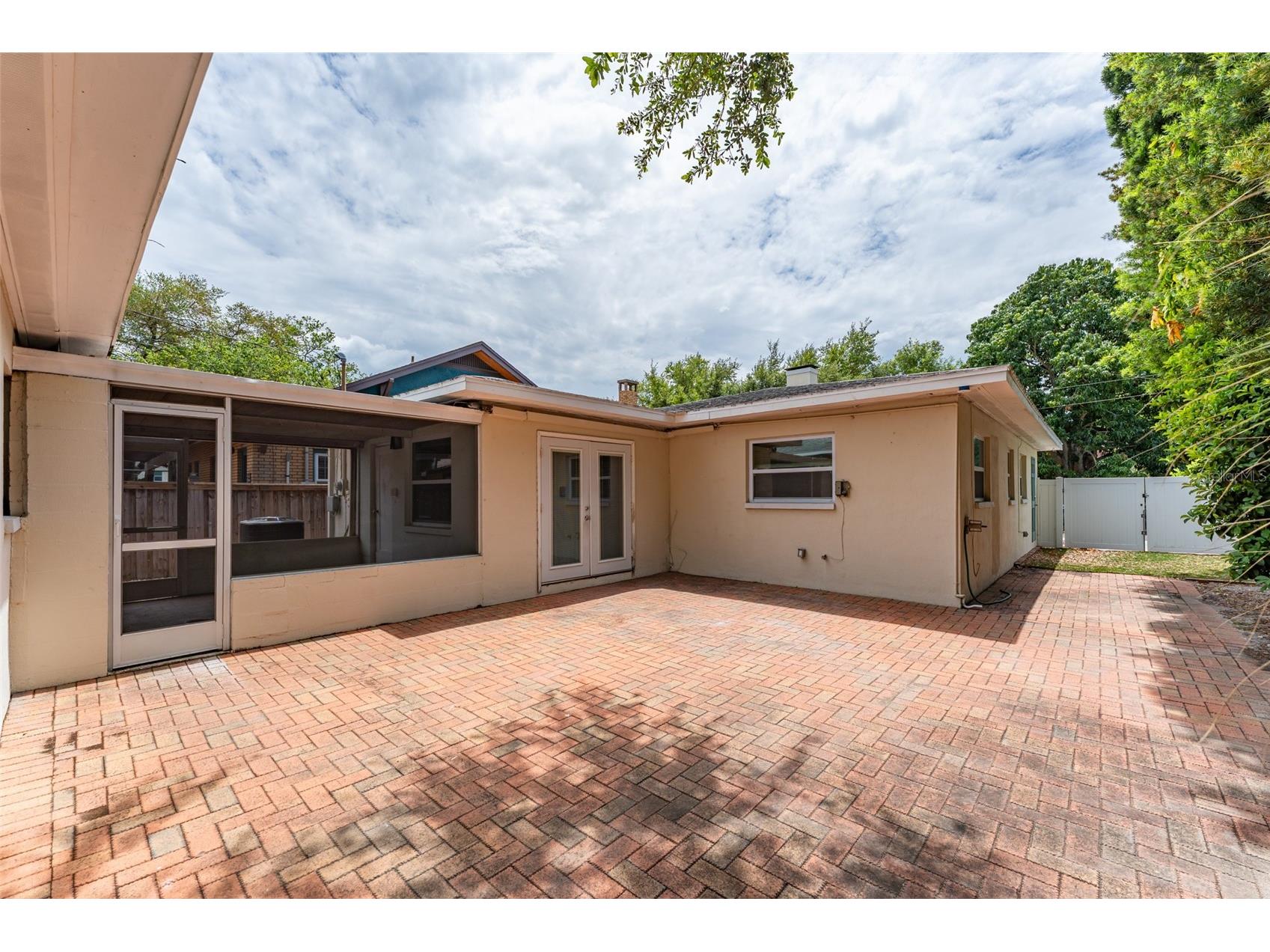 811 20th Avenue N Saint Petersburg FL 33704 TB8496950 image22