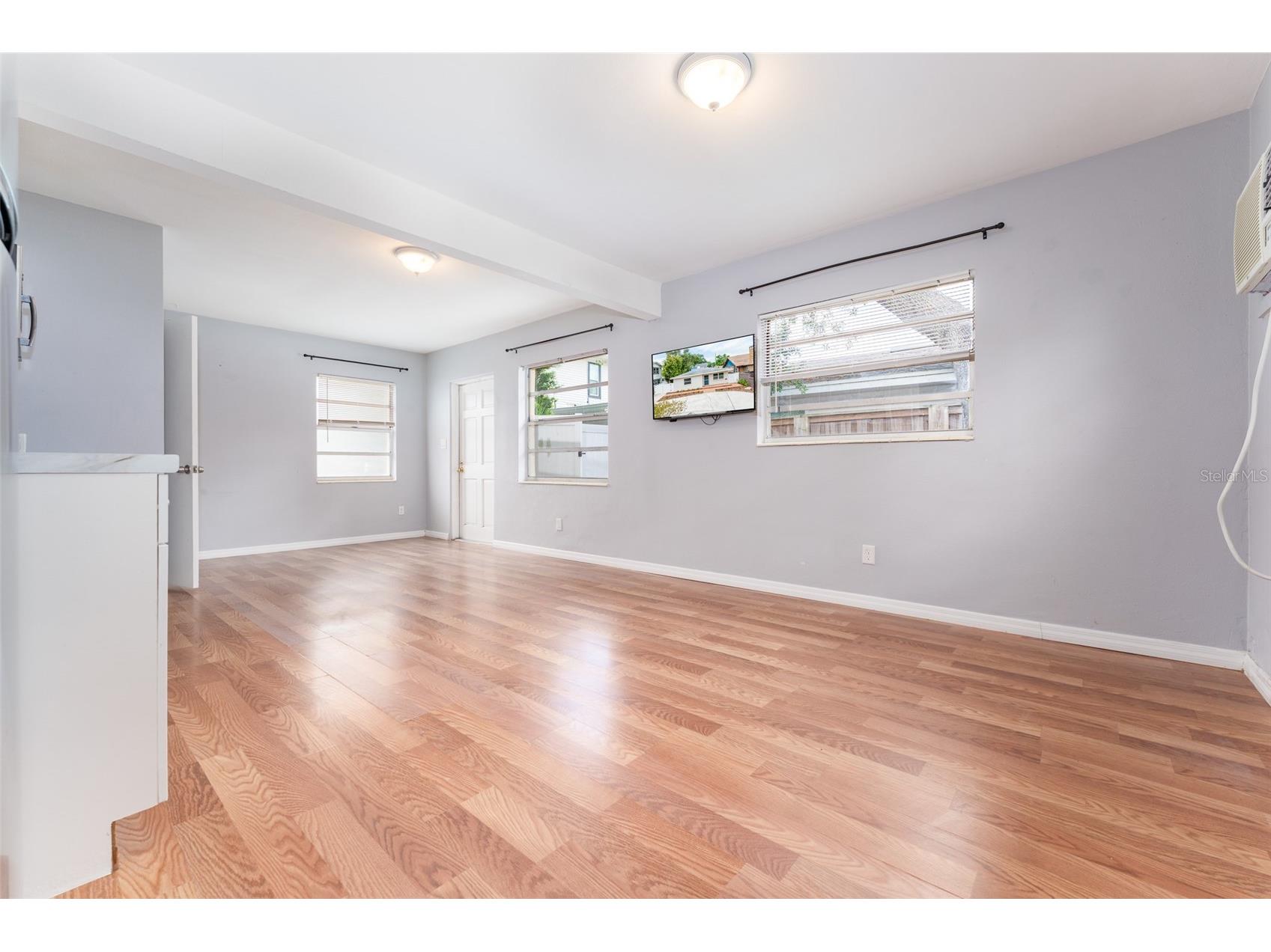 811 20th Avenue N Saint Petersburg FL 33704 TB8496950 image31