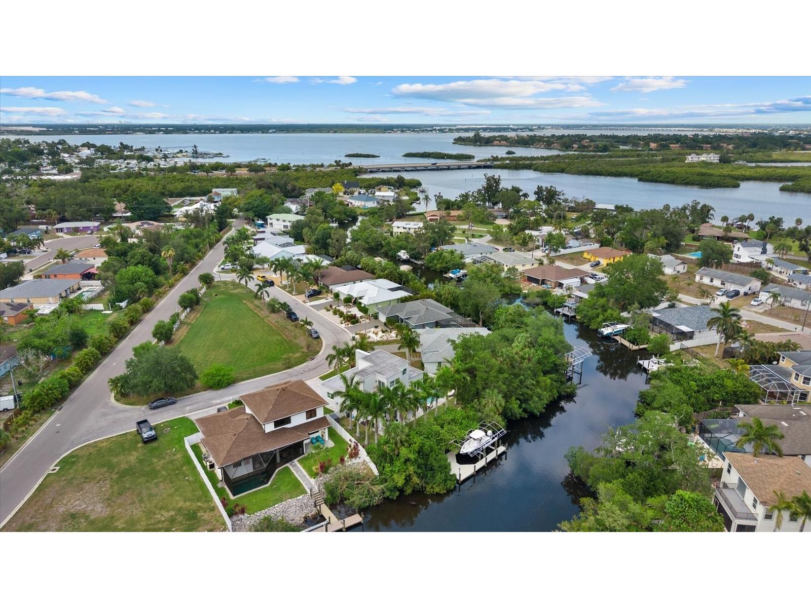 811 30th Court E Bradenton FL 34208 - HIDDEN LAGOON N6144609 image61