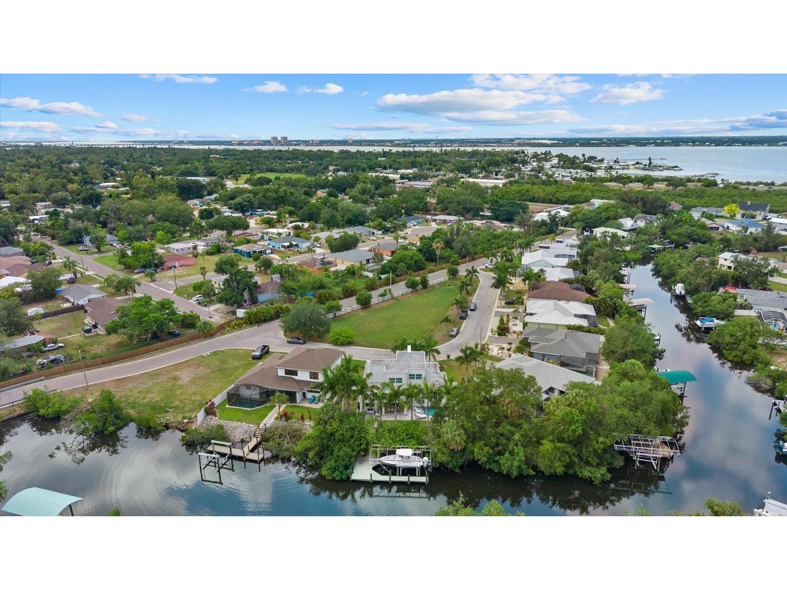 811 30th Court E Bradenton FL 34208 - HIDDEN LAGOON N6144609 image63