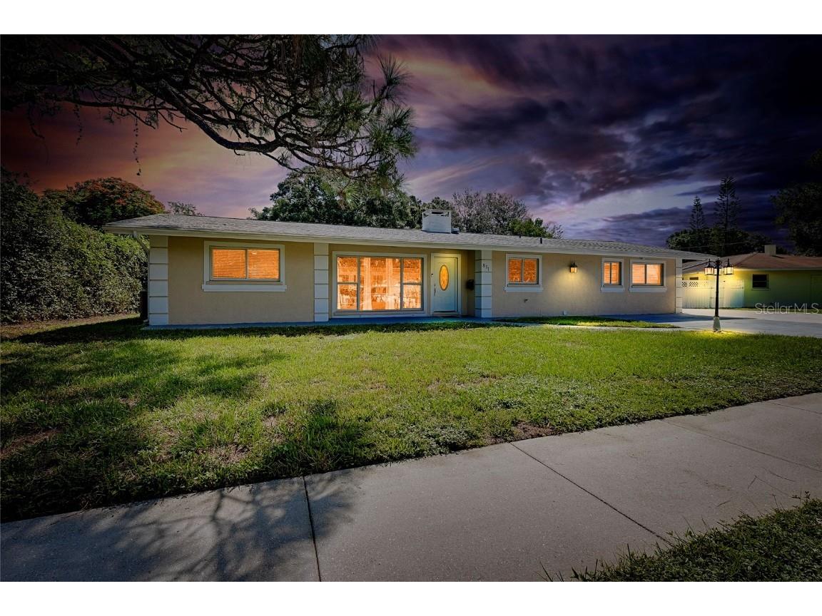 811 45th Street W Bradenton FL 34209 N6128551 image1