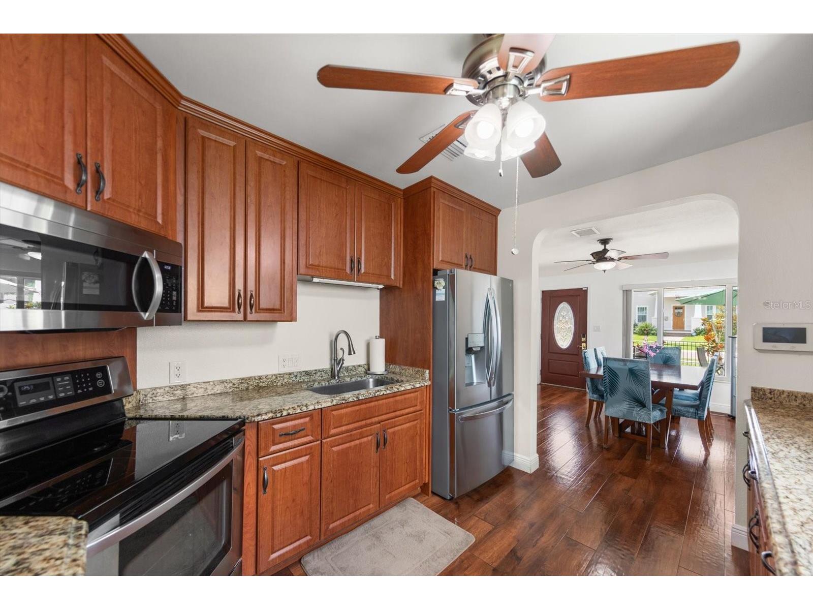 811 48th Avenue N Saint Petersburg FL 33703 W7885672 image11