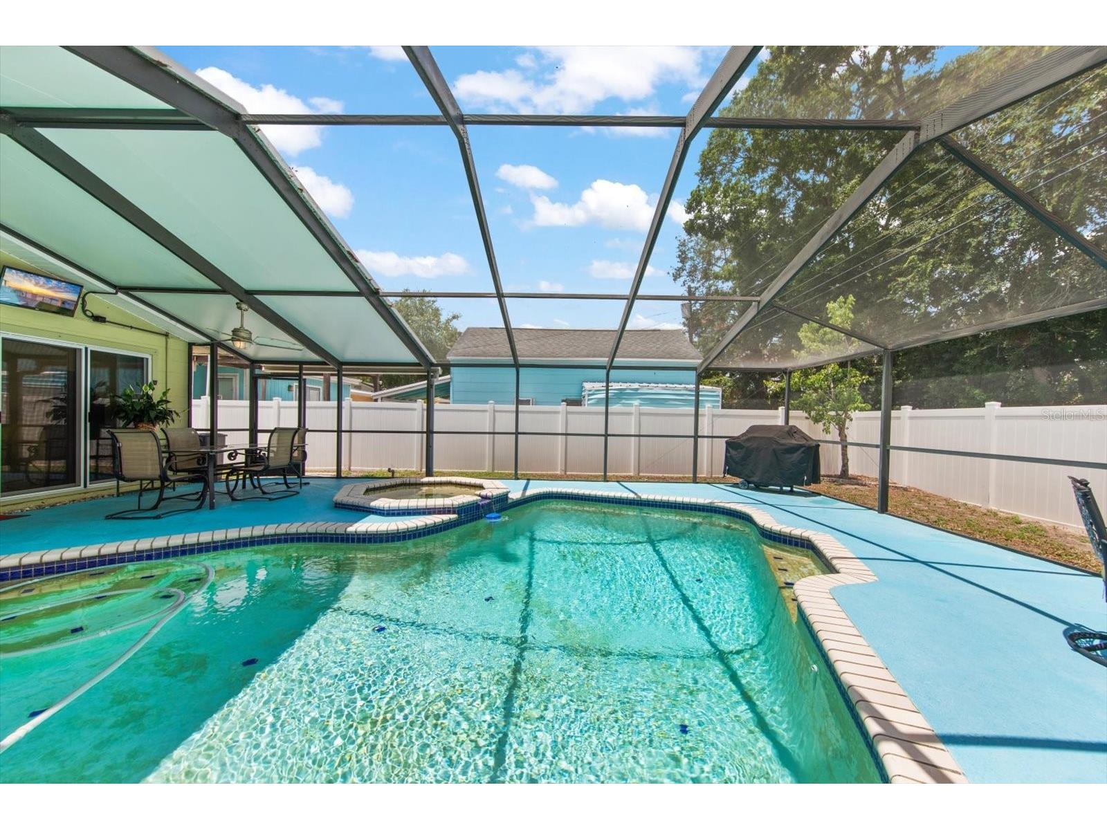 811 48th Avenue N Saint Petersburg FL 33703 W7885672 image21