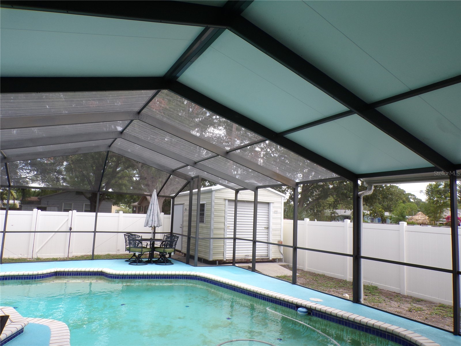 811 48th Avenue N Saint Petersburg FL 33703 W7885672 image24