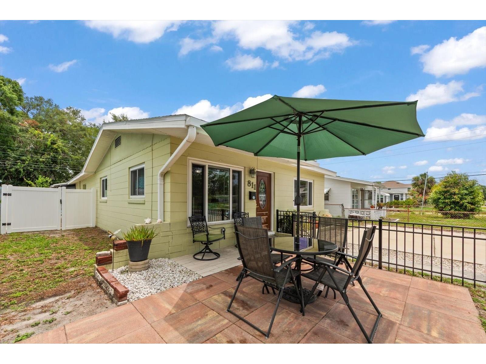 811 48th Avenue N Saint Petersburg FL 33703 W7885672 image4