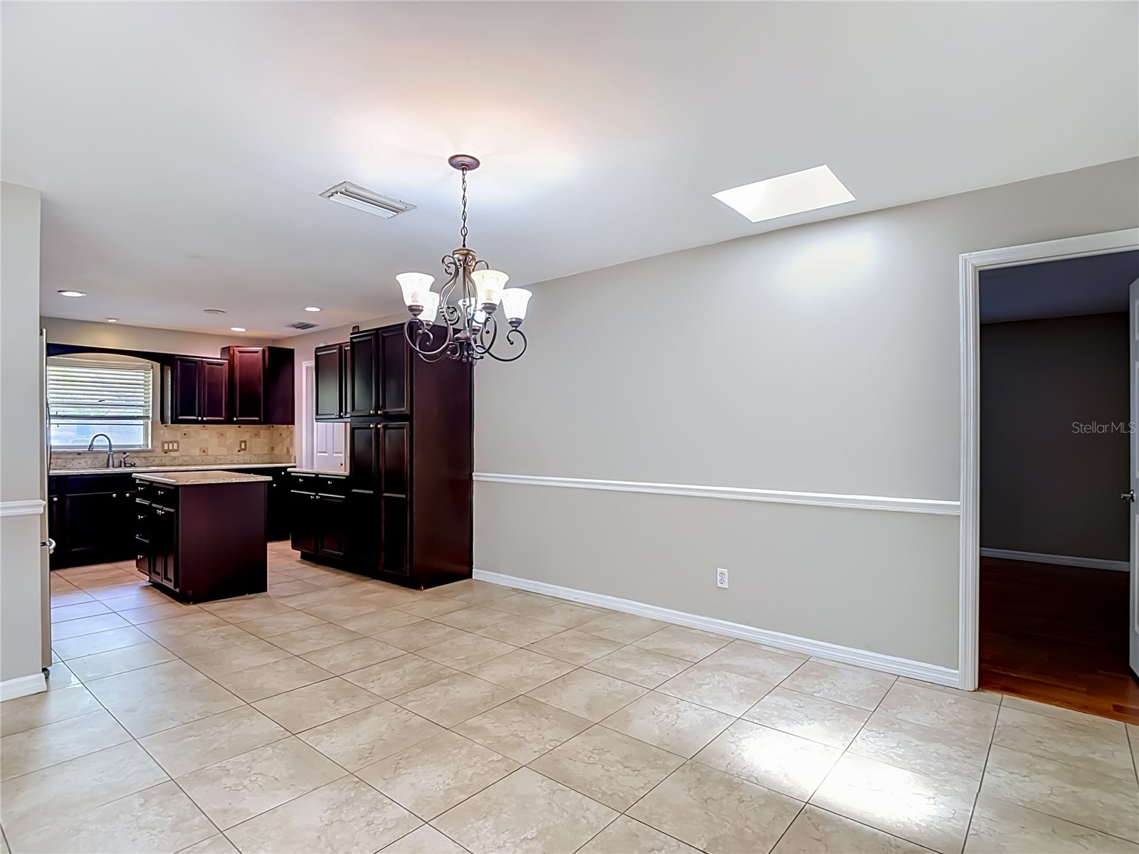 811 Ambassador Loop Tampa FL 33613 TB8508836 image18