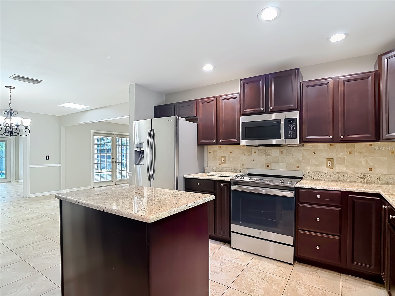811 Ambassador Loop Tampa FL 33613 TB8508836 image25