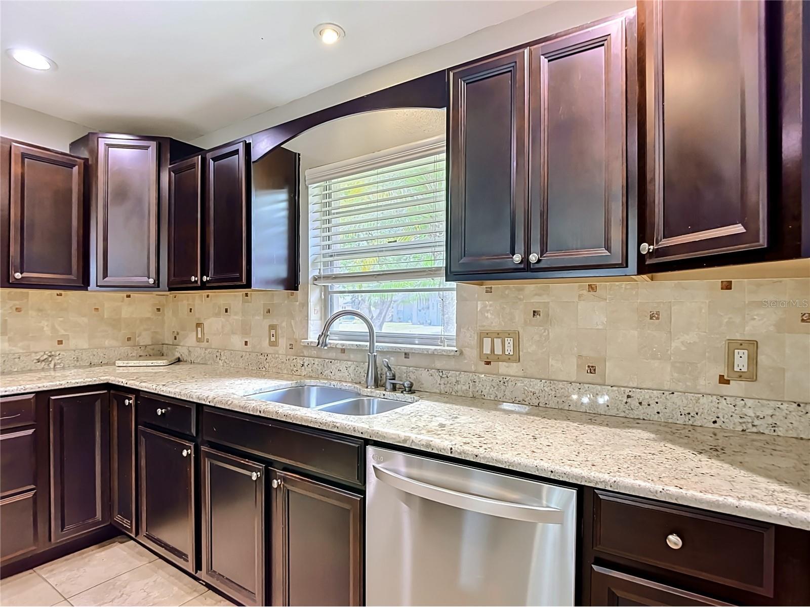 811 Ambassador Loop Tampa FL 33613 TB8508836 image27