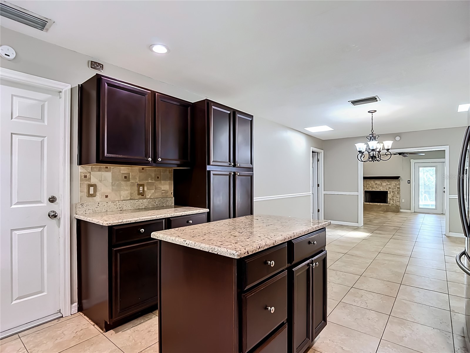 811 Ambassador Loop Tampa FL 33613 TB8508836 image29