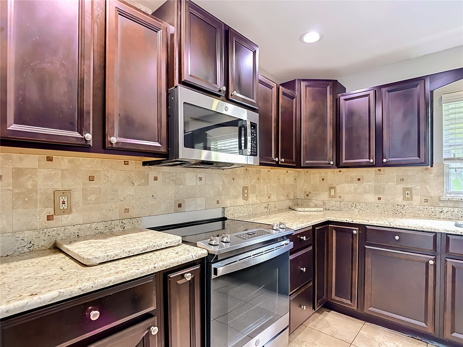811 Ambassador Loop Tampa FL 33613 TB8508836 image30