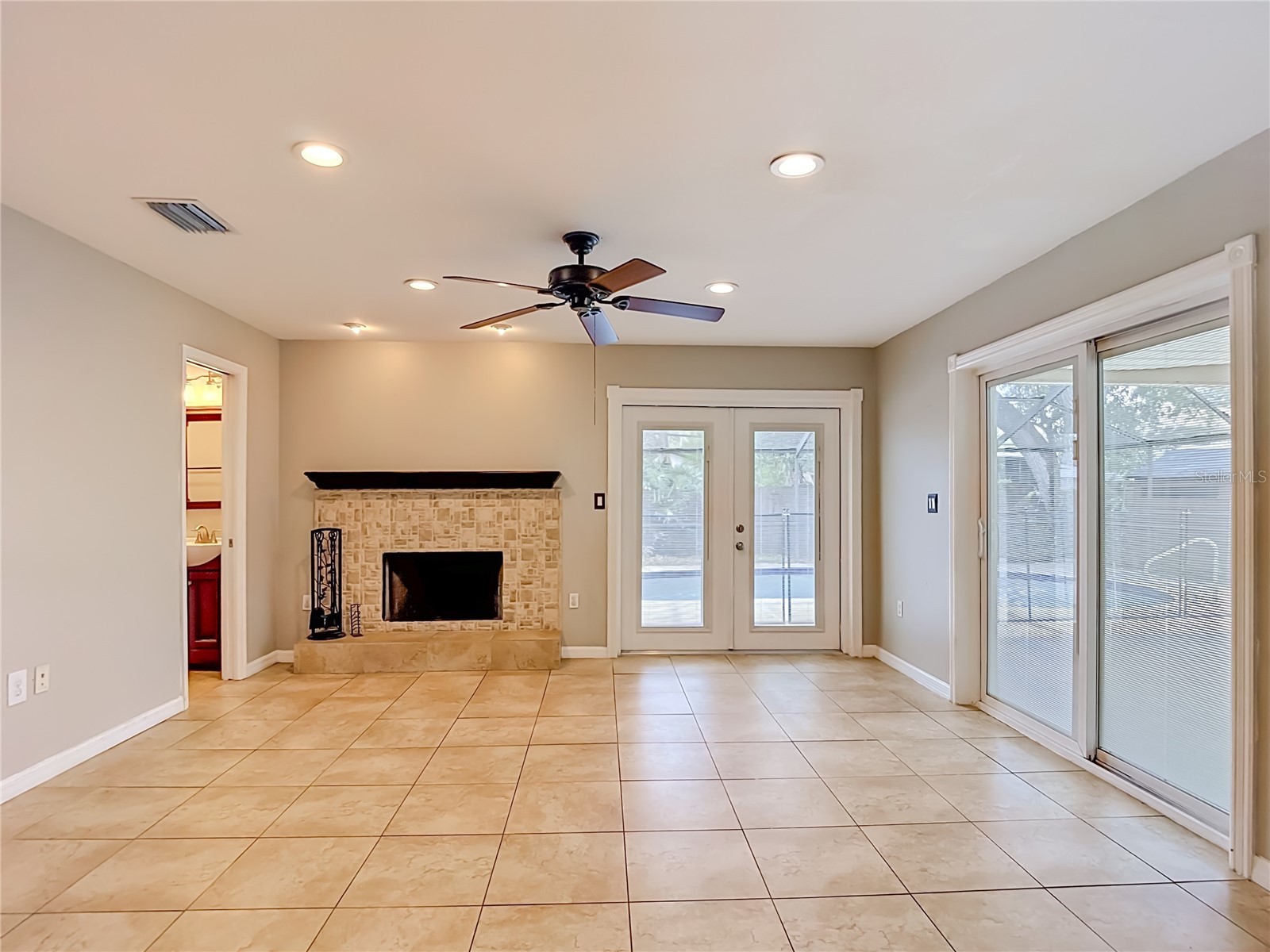 811 Ambassador Loop Tampa FL 33613 TB8508836 image33