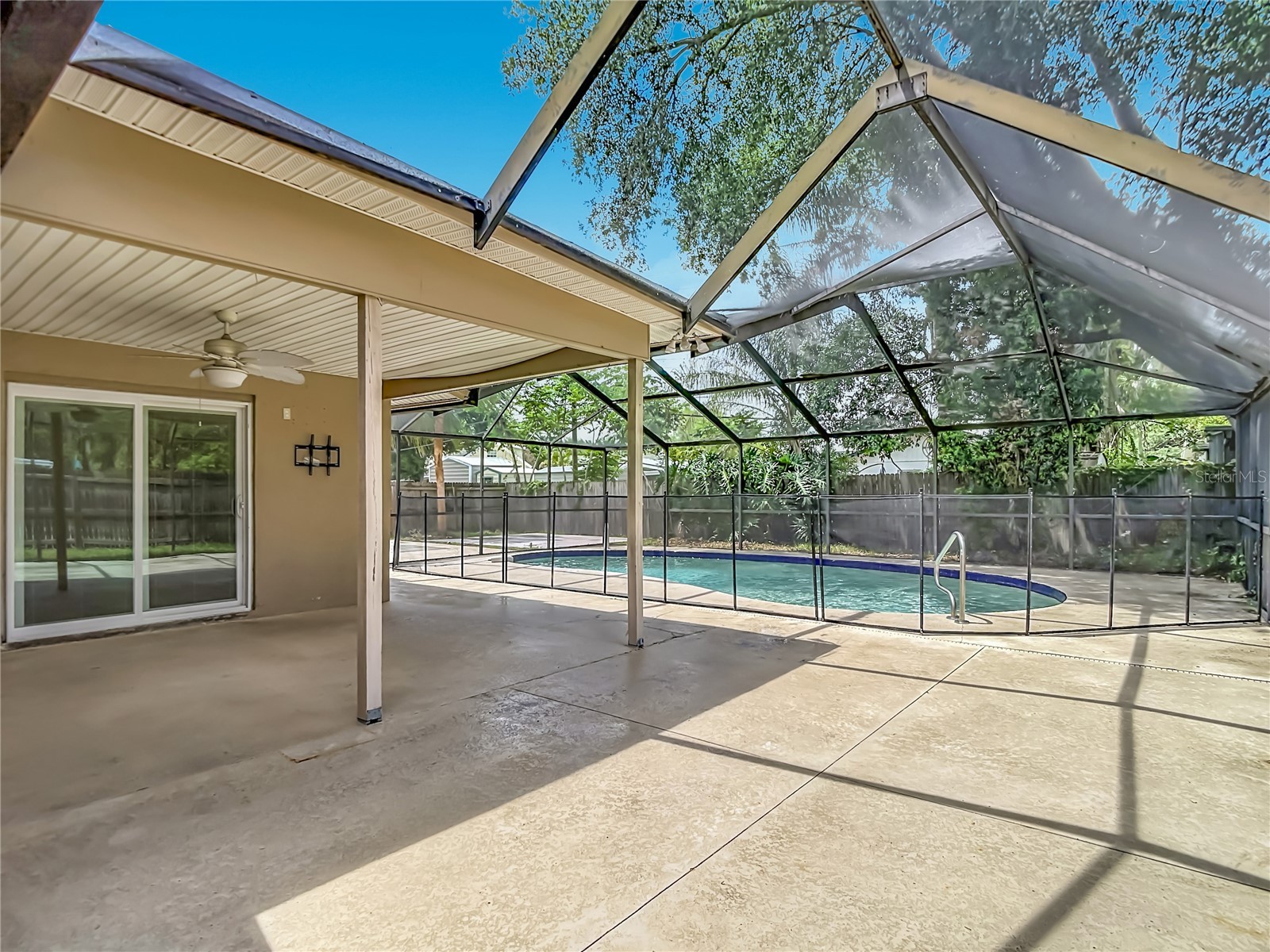 811 Ambassador Loop Tampa FL 33613 TB8508836 image64
