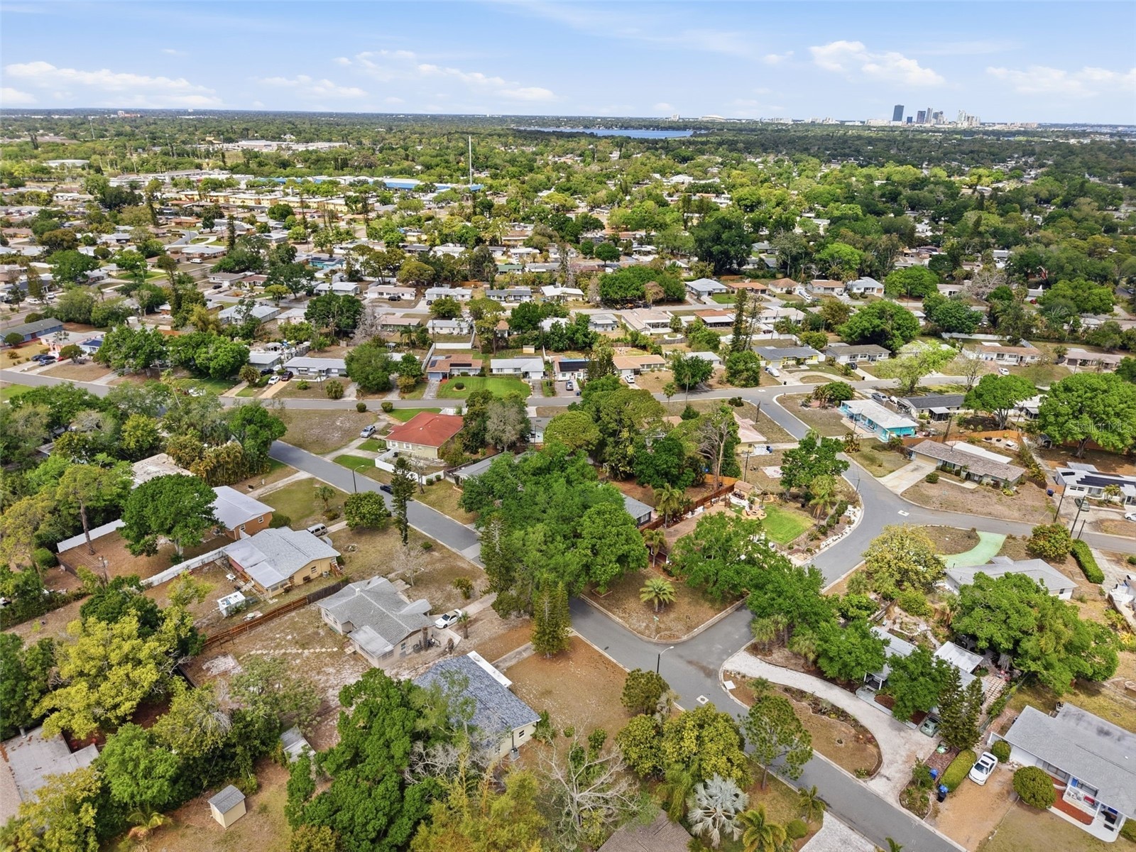 811 Bay Vista Boulevard S Saint Petersburg FL 33705 TB8494741 image33