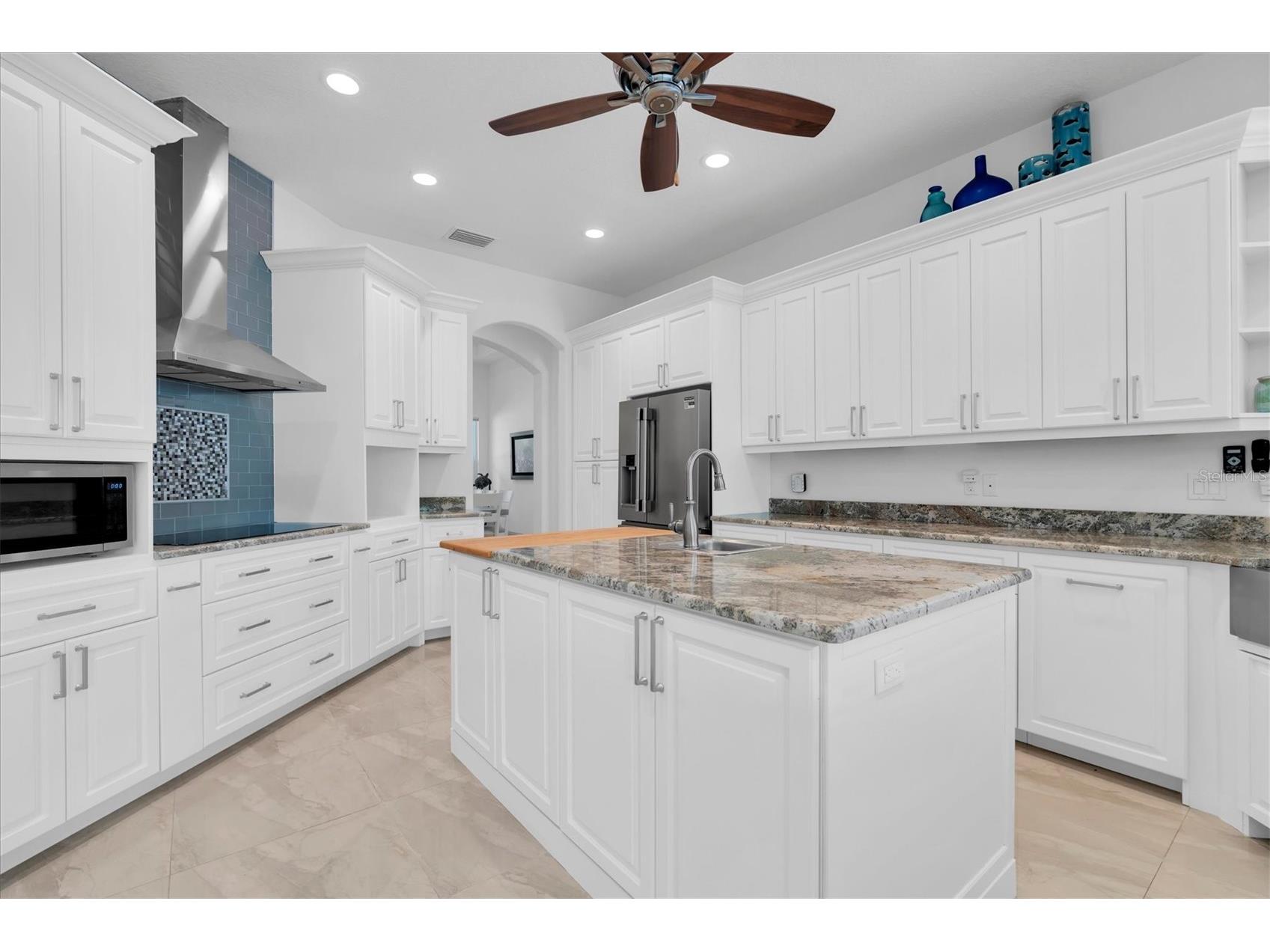 811 Birdie Way Apollo Beach FL 33572 W7886580 image7