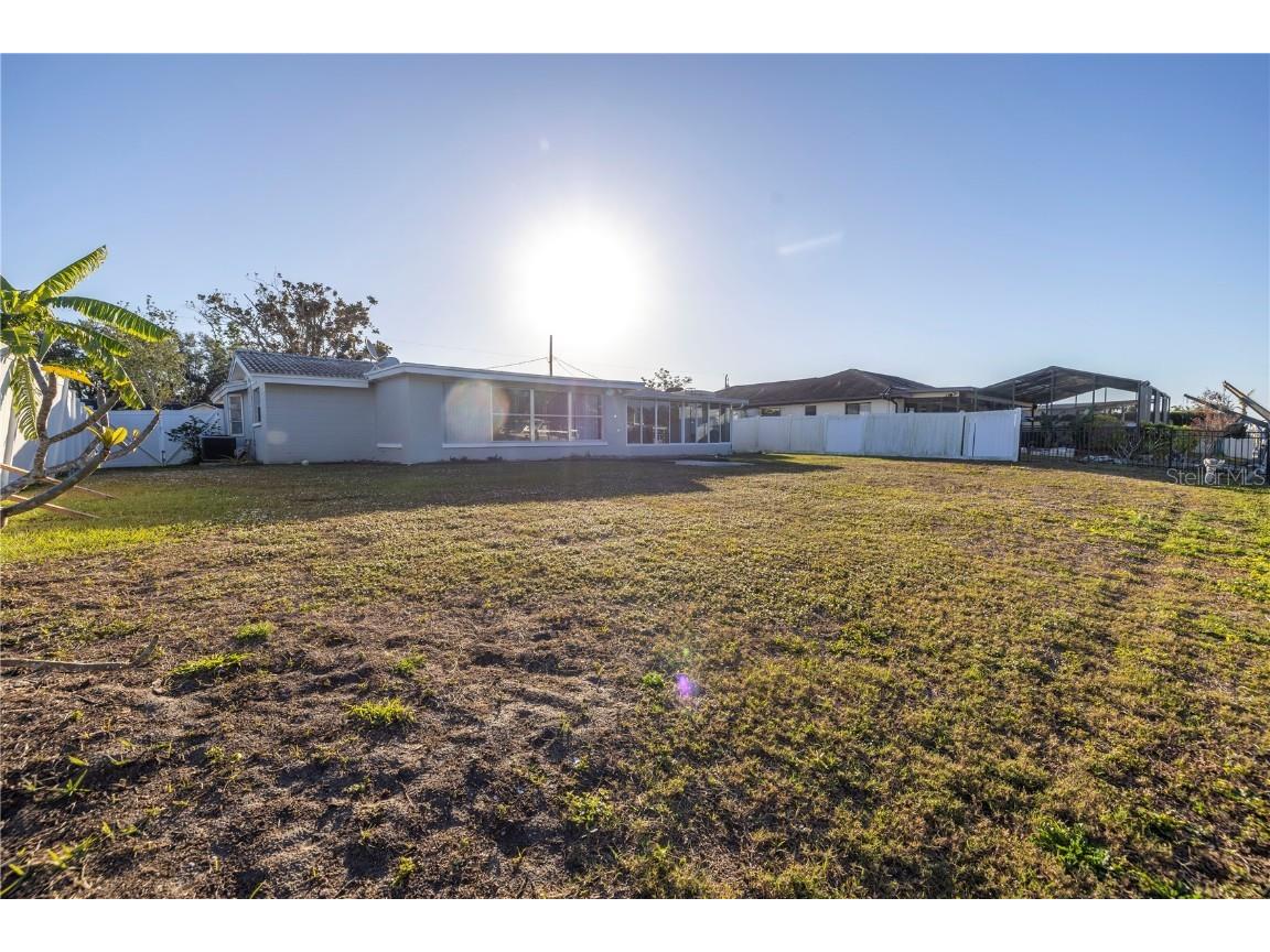 811 Camellia Avenue Ellenton FL 34222 TB8339192 image29