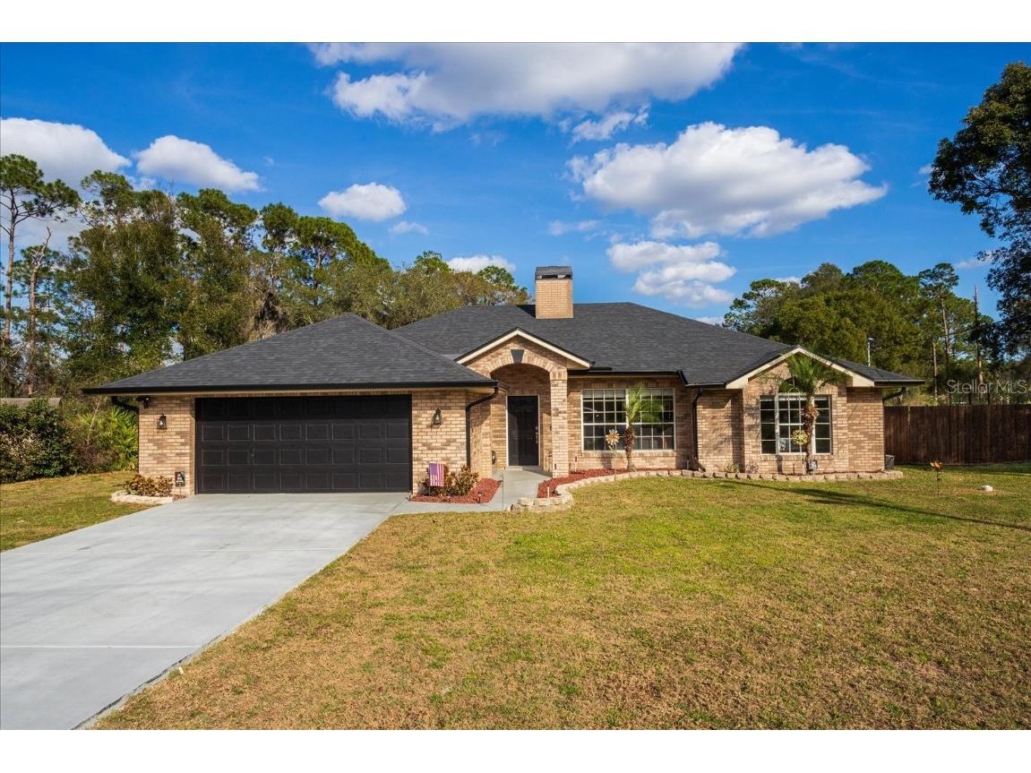 811 E Lehigh Drive Deltona FL 32738 - LAKE LEHIGH V4928574 image1