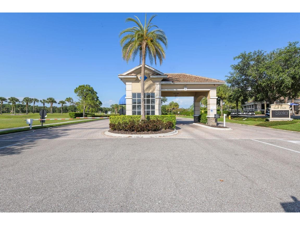 811 Fairwaycove Lane #107 Bradenton FL 34212 A4664614 image2