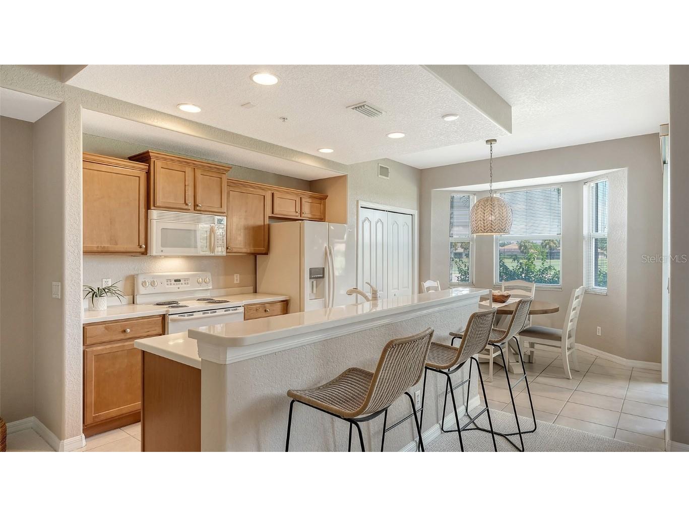 811 Fairwaycove Lane #107 Bradenton FL 34212 A4664614 image20