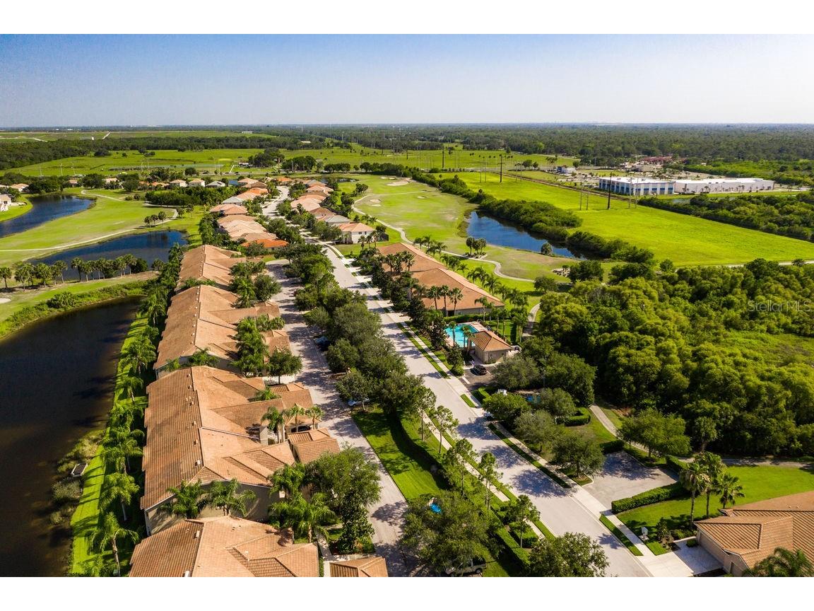 811 Fairwaycove Lane #107 Bradenton FL 34212 A4664614 image46