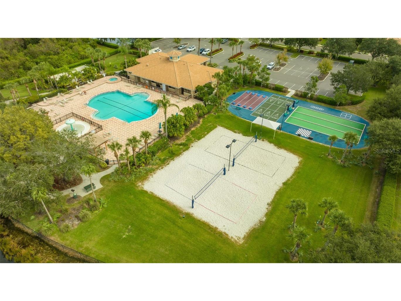 811 Fairwaycove Lane #107 Bradenton FL 34212 A4664614 image61