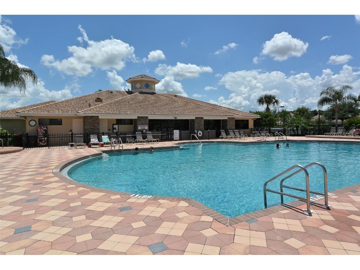 811 Fairwaycove Lane #107 Bradenton FL 34212 A4664614 image66