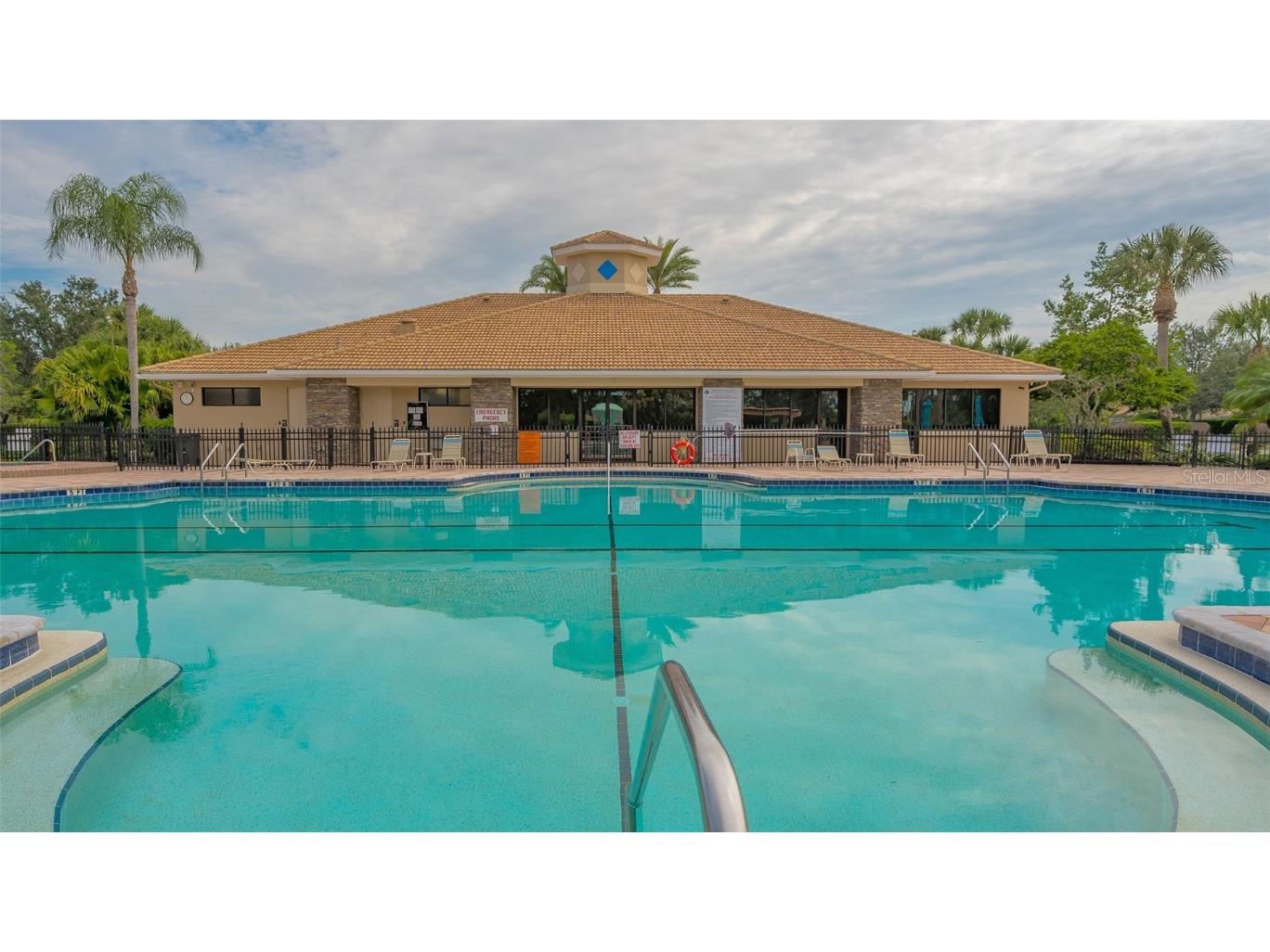 811 Fairwaycove Lane #107 Bradenton FL 34212 A4664614 image67