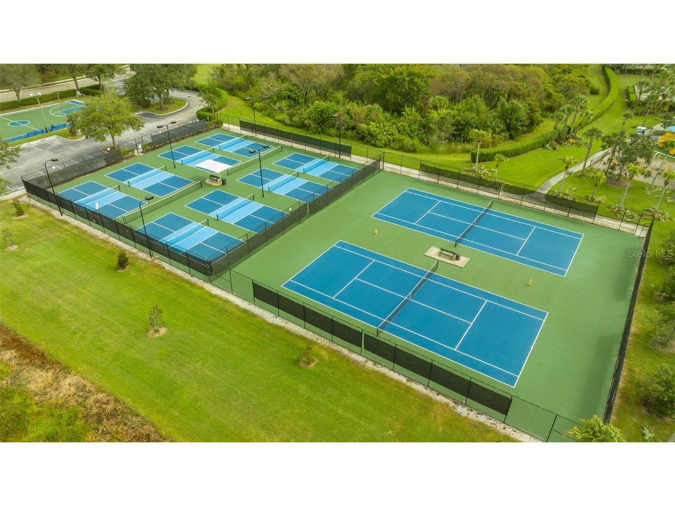 811 Fairwaycove Lane #107 Bradenton FL 34212 A4664614 image78