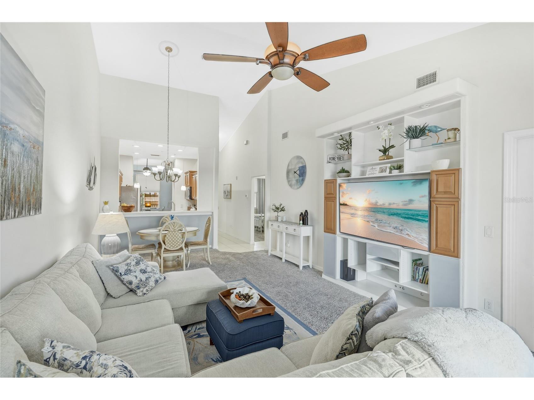 811 Fairwaycove Lane #204 Bradenton FL 34212 A4683866 image4