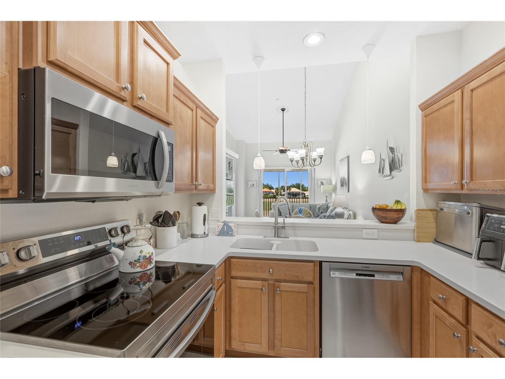 811 Fairwaycove Lane #204 Bradenton FL 34212 A4683866 image6