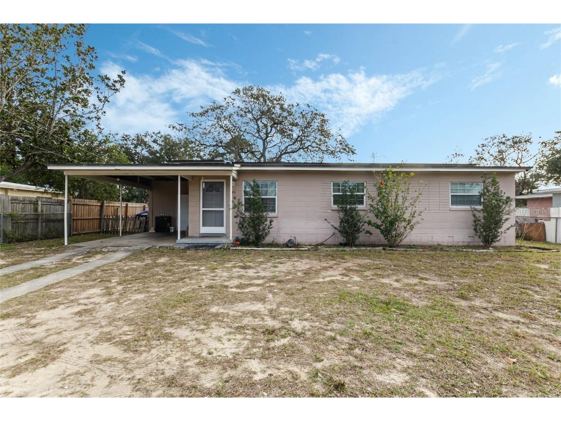 811 Governors Avenue Orlando FL 32808 O6172488 image1