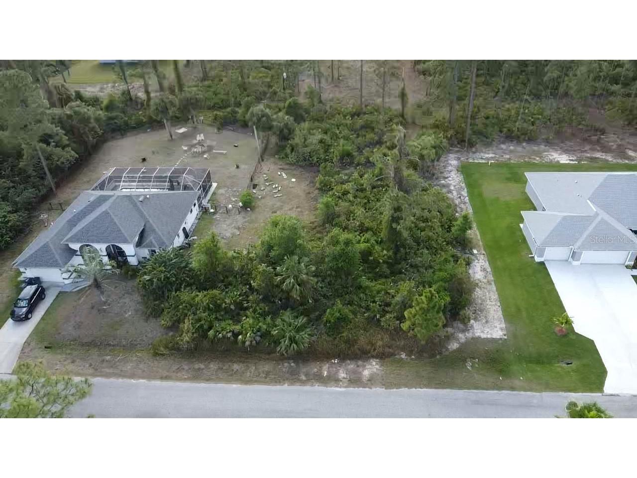 811 Hamilton Avenue Lehigh Acres FL 33972 A4563262 image1