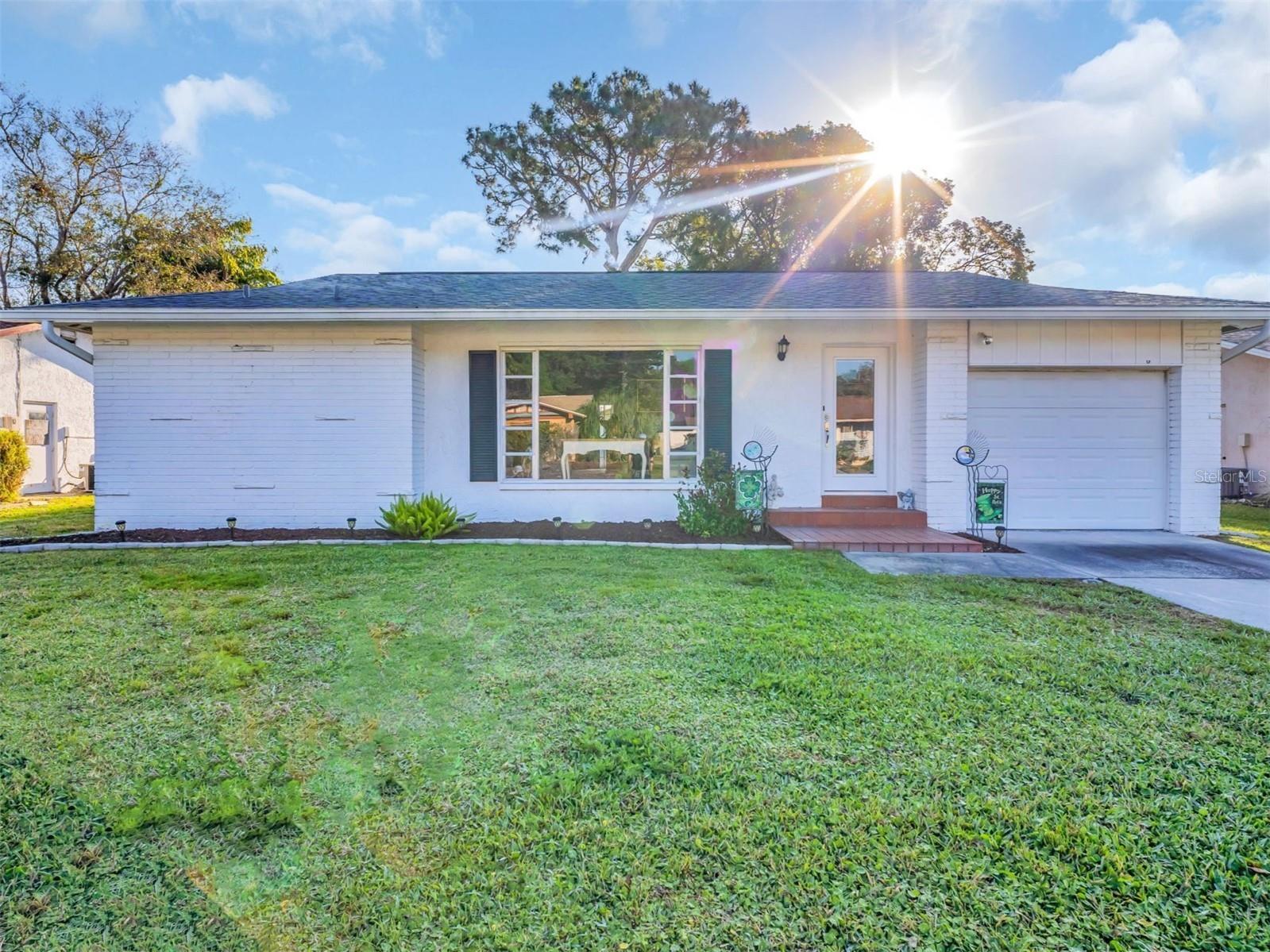 811 Helmsman Way Palm Harbor FL 34685 TB8475651 image28