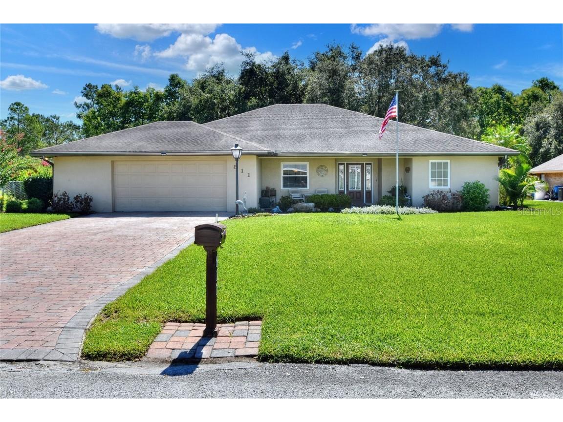 811 Hillside Court N Winter Haven FL 33881 P4924347 image1