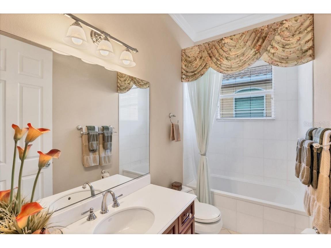 811 Laguna Drive Venice FL 34285 O6318287 image36