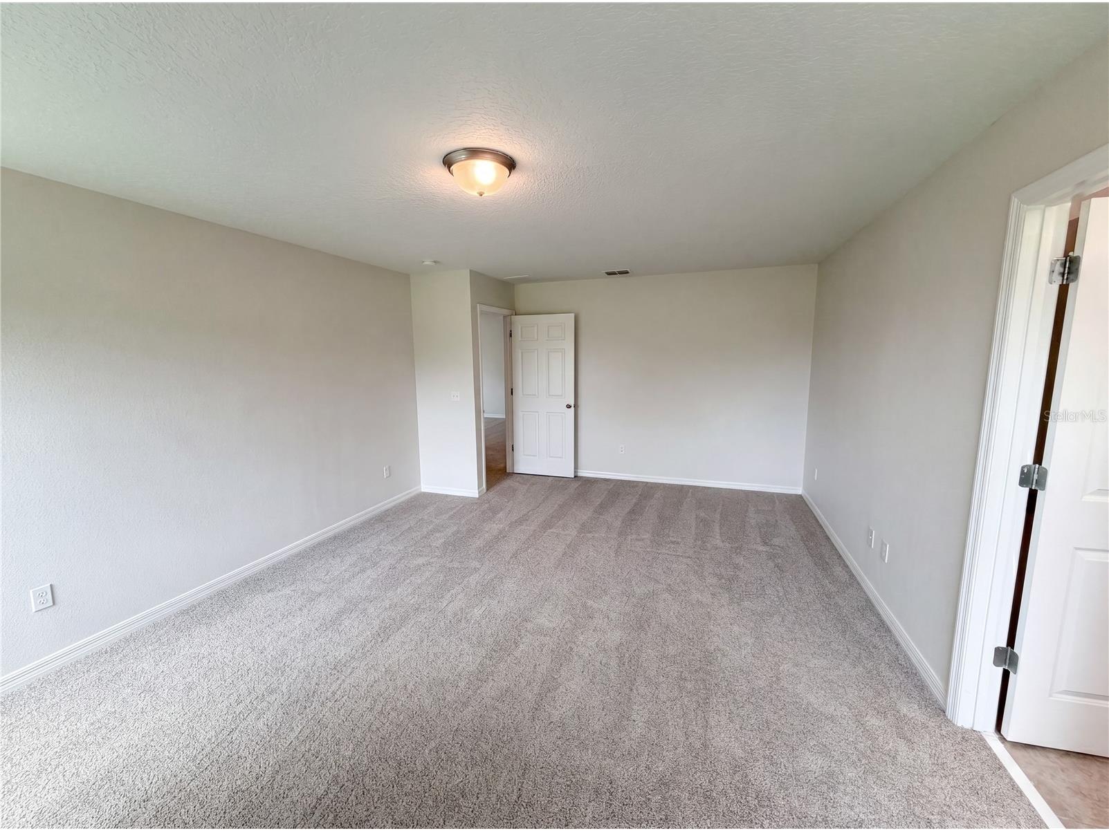 811 Maple Leaf Loop Winter Springs FL 32708 O6413927 image4
