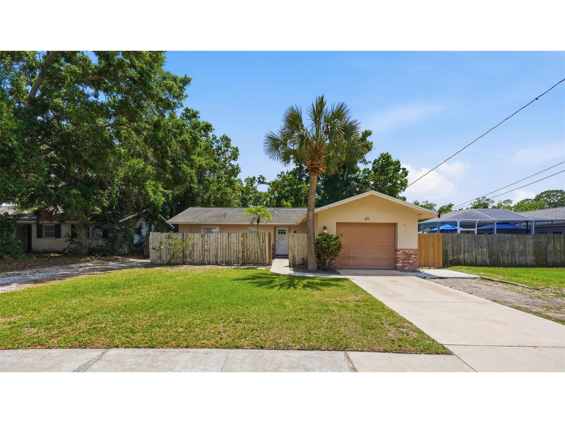 811 Michigan Boulevard Dunedin FL 34698 TB8495445 image1