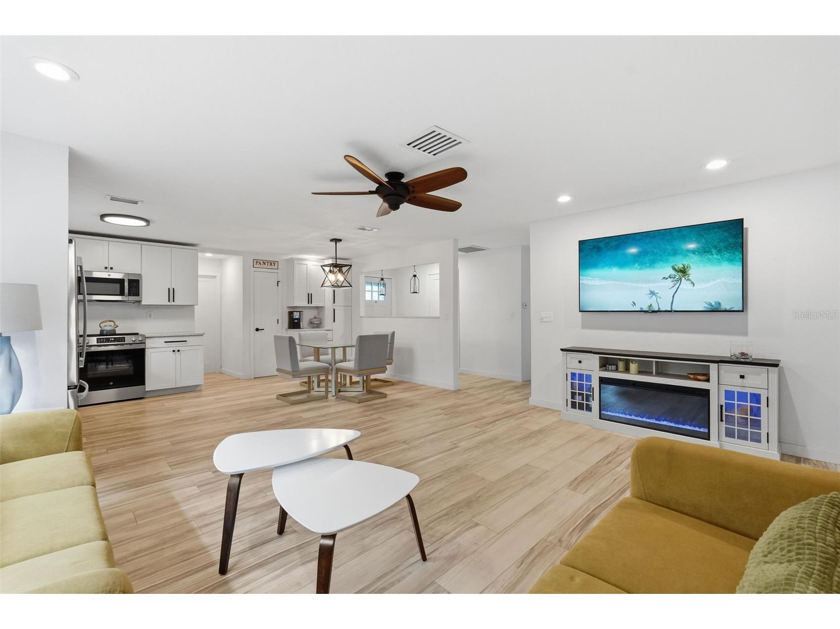 811 Michigan Boulevard Dunedin FL 34698 TB8495445 image10