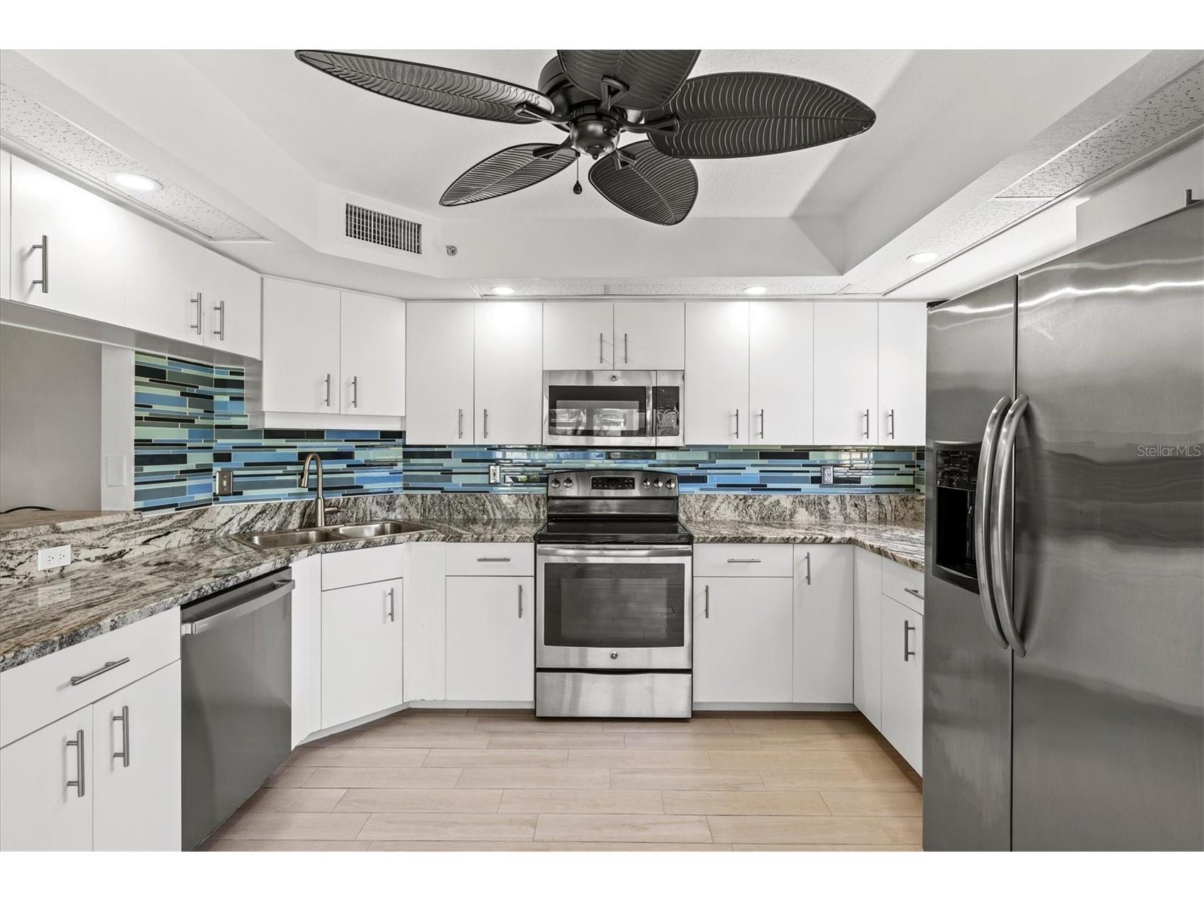 811 Montrose Drive #103 Venice FL 34293 N6143916 image17