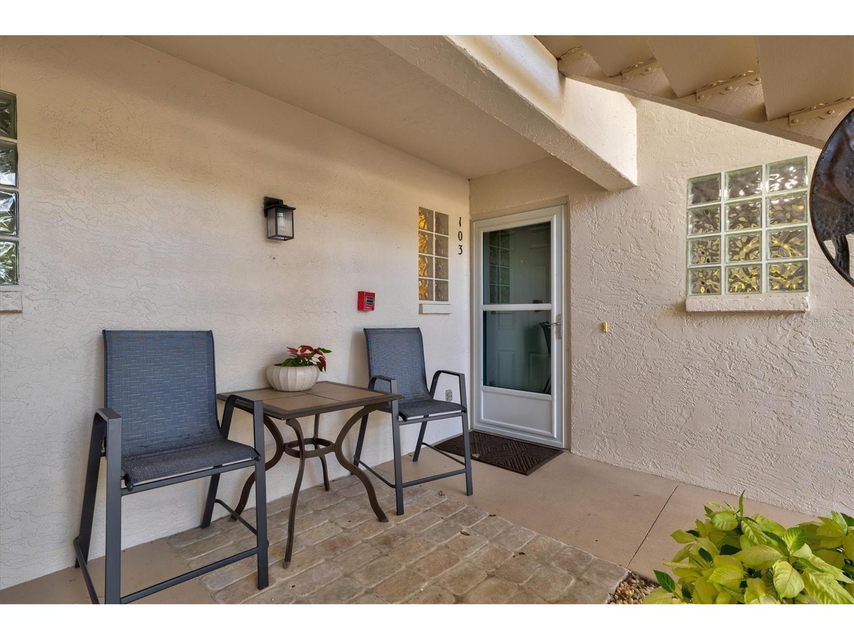 811 Montrose Drive #103 Venice FL 34293 N6143916 image3