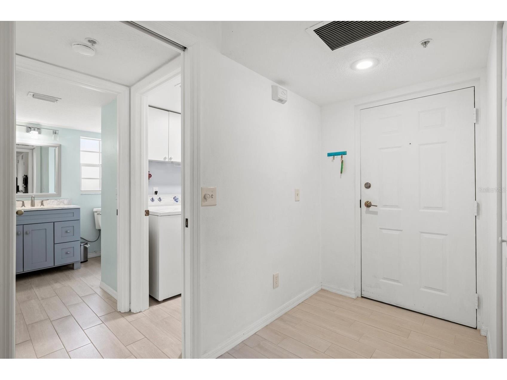 811 Montrose Drive #103 Venice FL 34293 N6143916 image35